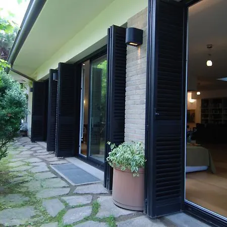 Termopili Halldis Apartment