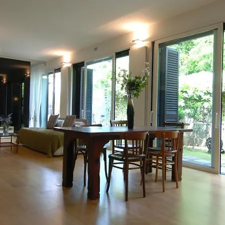 Termopili Halldis Apartment Apartment *